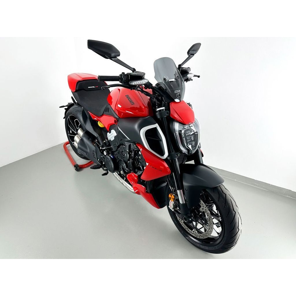 Pare-brise sport WRS teinté foncé Diavel V4
