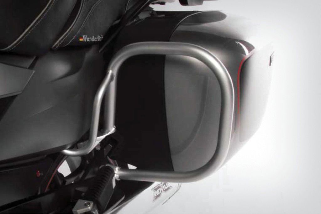 Barre de protection de valise argentée BMW R1200RT -'13 Wunderlich