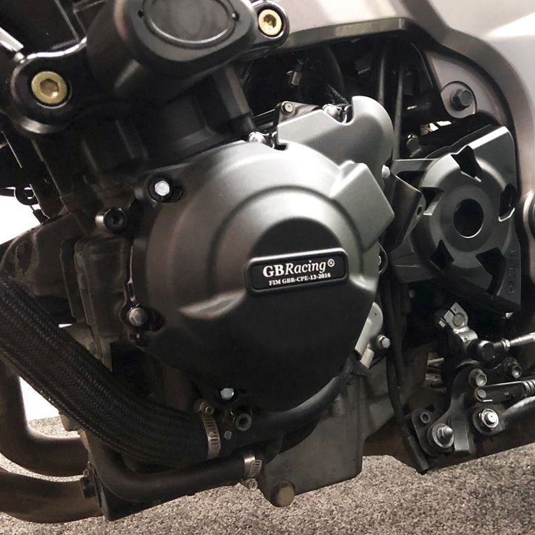 Ensemble de caches moteur GB-Racing Kawasaki Z1000SX '11- (embrayage, pulseur et alternateur)