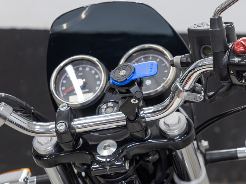 Fixation à pince QUAD LOCK sur guidon
