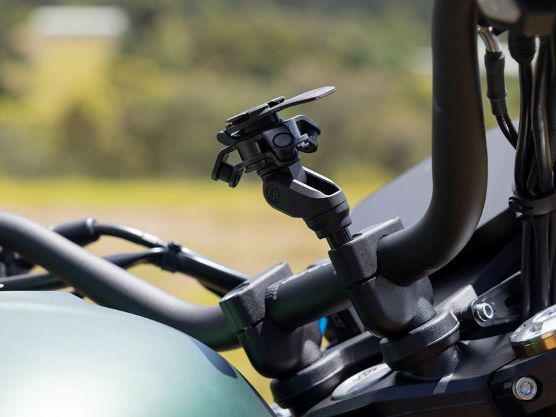 Support de serrage QUAD LOCK Pro sur guidon