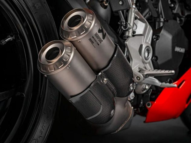 PAIRE DE SILENCIEUX AKRAPOVIC EN TITANE DUCATI PANIGALE SUPERSPORT / S 17-20 OFFICIEL DUCATI