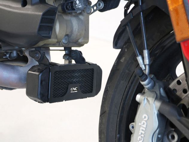 Pare-huile de radiateur CNC RACING pour Ducati Hypermotard 950 / SP 2019-2021