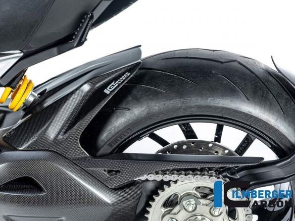 Garde-boue arrière ILMBERGER en carbone brillant pour Ducati Diavel V4 2023-2024