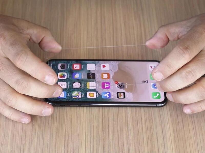 Protection d'écran QUAD LOCK en verre trempé pour iPhone 13 Pro Max