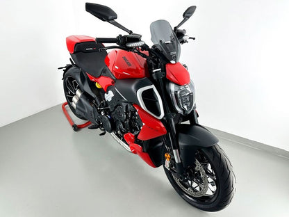 Pare-brise de remplacement modèle sport WRS Ducati Diavel V4 '23 - teinté foncé