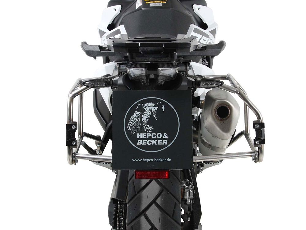 Ensemble de valises Hepco&amp;Becker 'Cutout' avec porte-bagages en acier inoxydable et valises Xplorer BLACK KTM 890 Adventure '21-