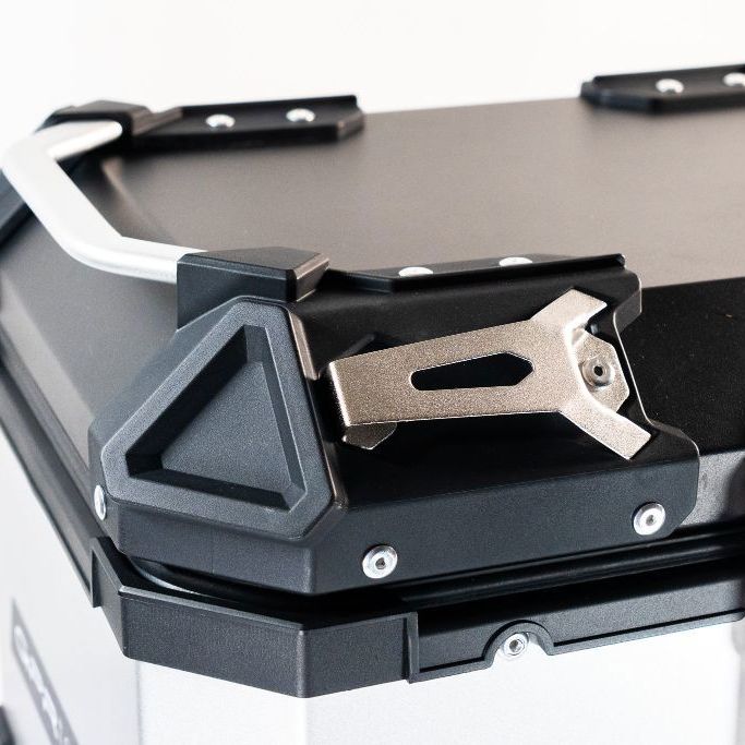 Top case ALPI-TECH 35L argent avec plaque de montage universelle