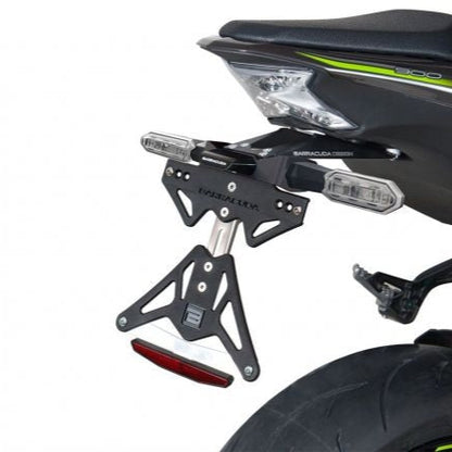 PLAQUE D'IMMATRICULATION BARRACUDA POUR CLIGNOTANTS D'ORIGINE KAWASAKI Z 900 2020-2022 